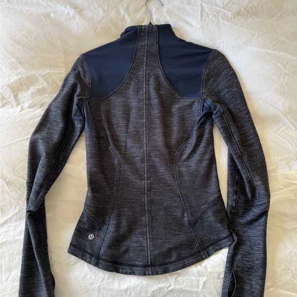 Lululemon jacket - Picture 3 of 6